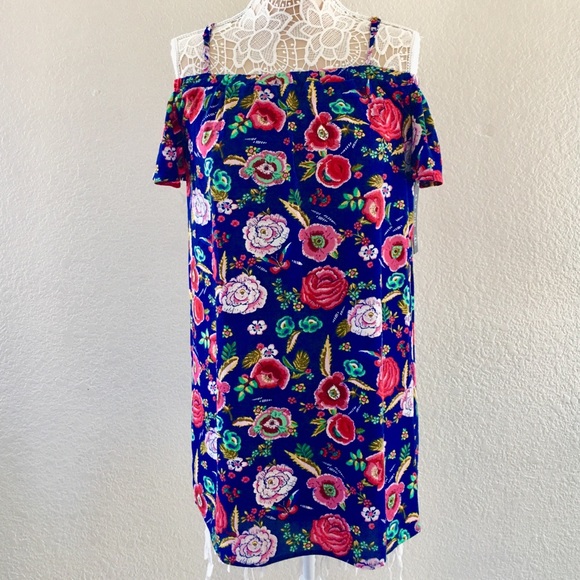 NWT || Boutique floral dress - Picture 2 of 8
